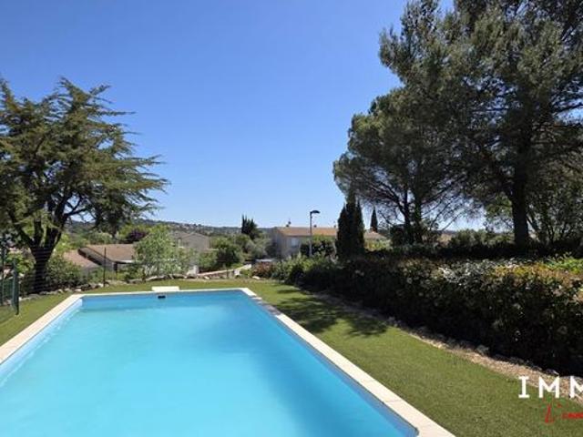 Villa 6 pièces 154 m²