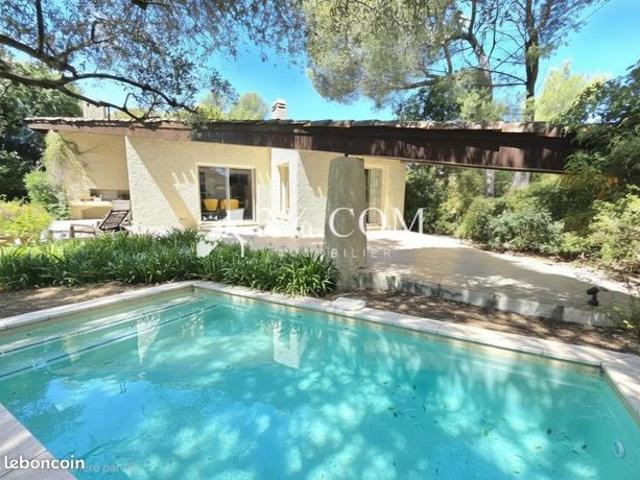 Villa 6 pièces 154 m²