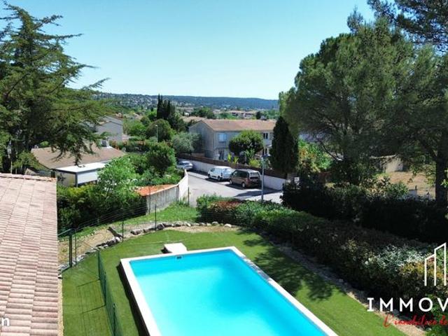 Villa 6 pièces 154 m²