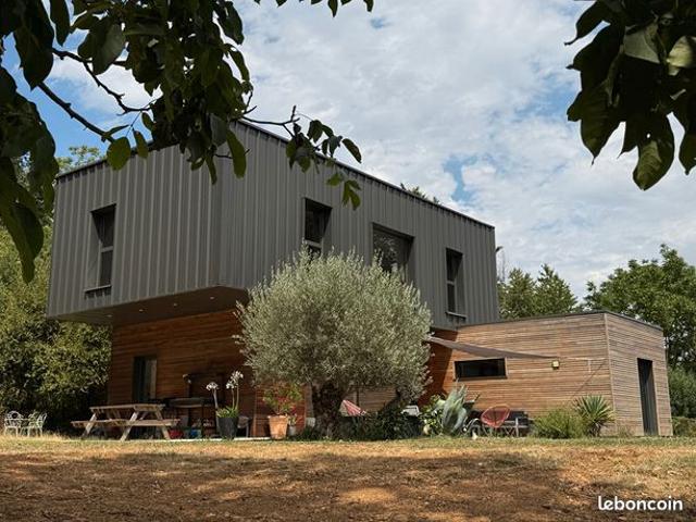 Villa 6 pièces 155 m²