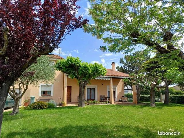 Villa 6 pièces 155 m²