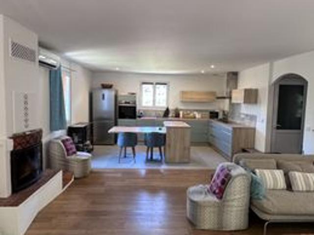 Villa 6 pièces 147 m²