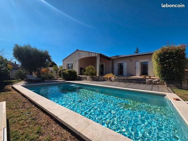 Villa 6 pièces 155 m²