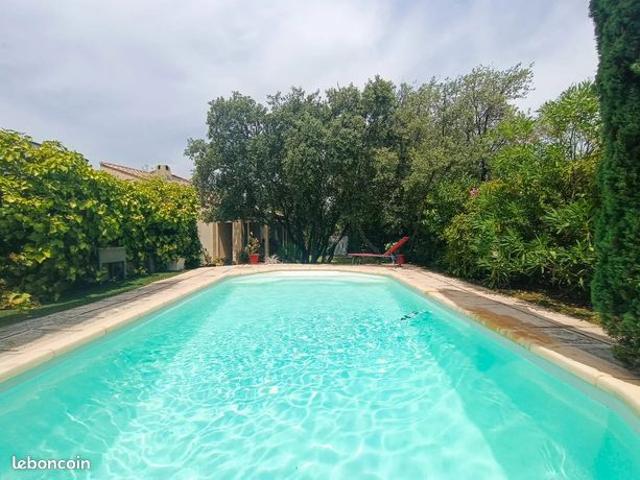 Villa 6 pièces 155 m²
