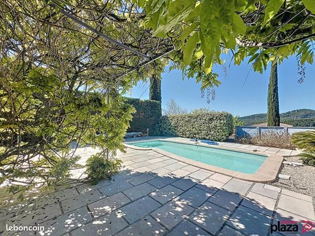 Villa 6 pièces 155 m²