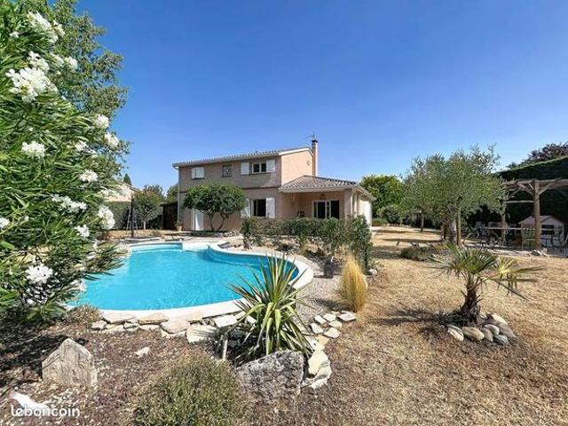 Villa 6 pièces 155 m²