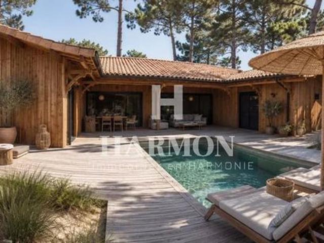Villa 6 pièces 155 m²