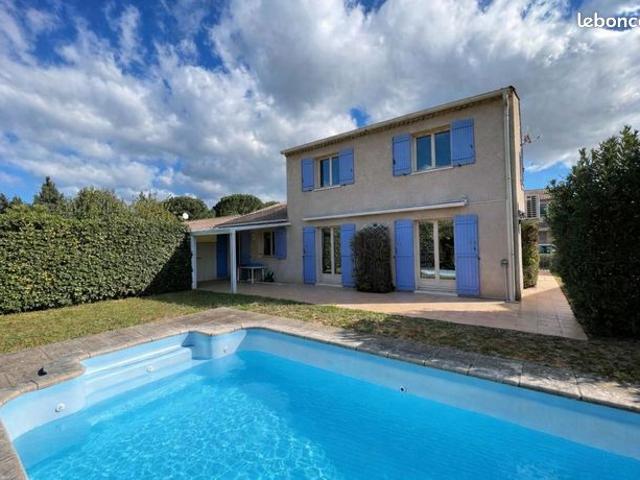Villa 6 pièces 155 m²