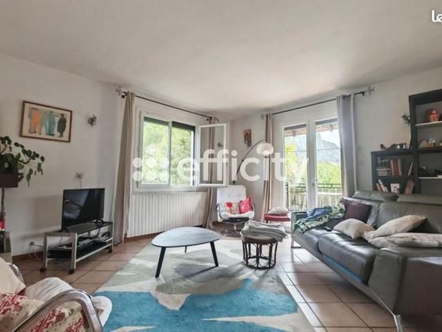 Villa 6 pièces 155 m²