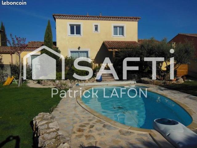 Villa 6 pièces 156 m²