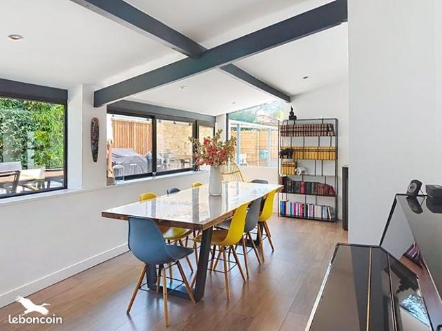 Villa 6 pièces 156 m²