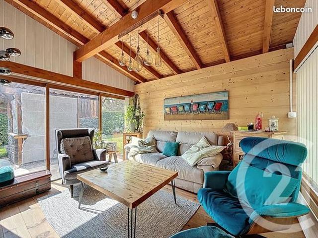 Villa 6 pièces 156 m²