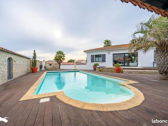 Villa 6 pièces 157 m²