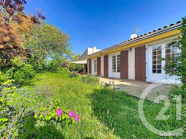 Villa 6 pièces 157 m²