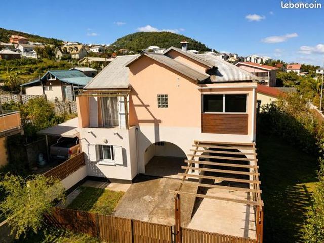 Villa 6 pièces 157 m²