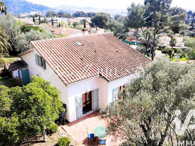 Villa 6 pièces 157 m²