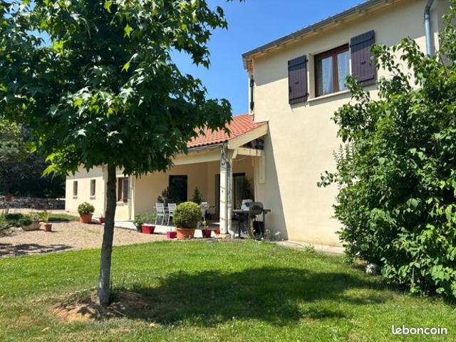 Villa 6 pièces 157 m²