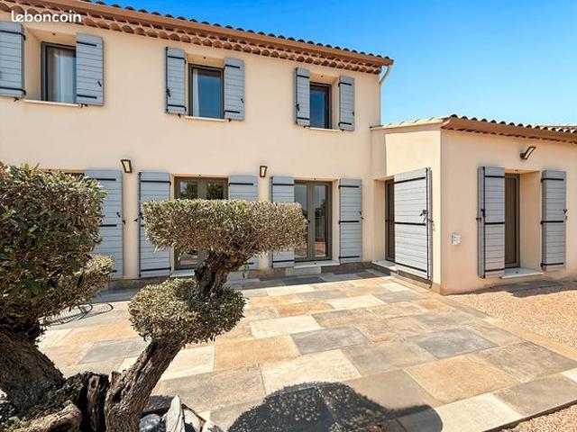 Villa 6 pièces 157 m²