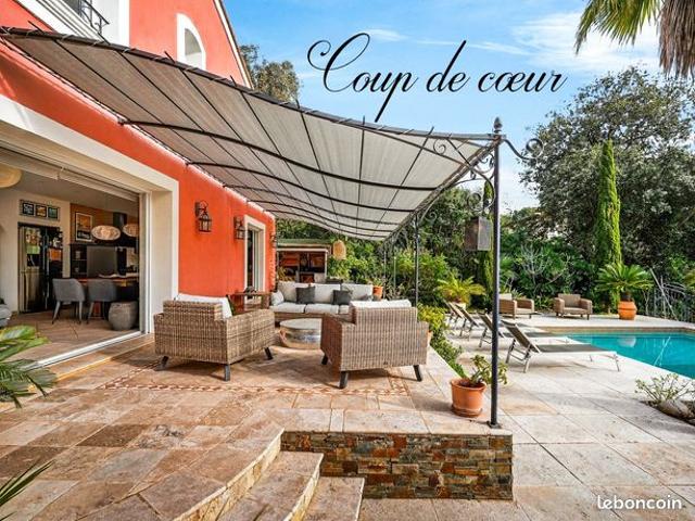 Villa 6 pièces 157 m²