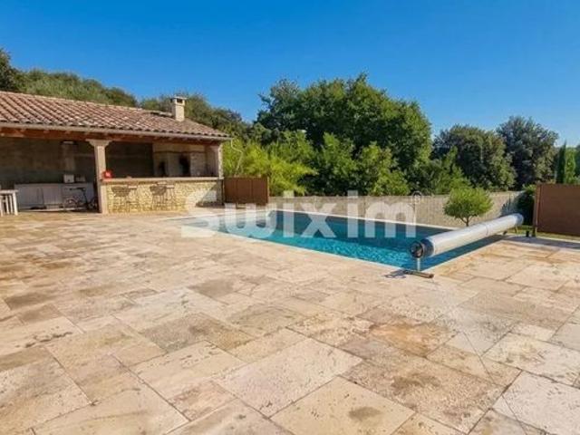 Villa 6 pièces 158 m²