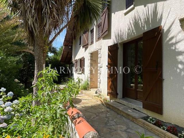 Villa 6 pièces 158 m²