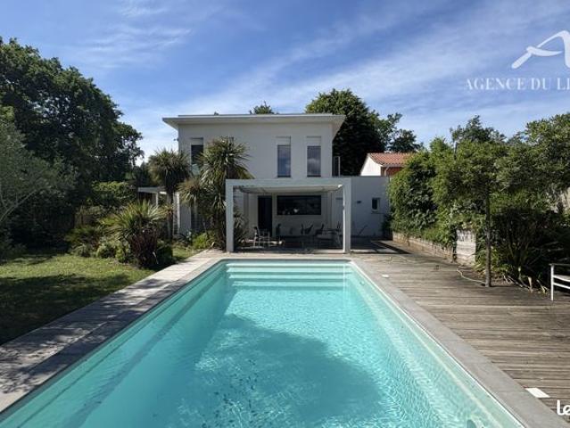 Villa 6 pièces 158 m²