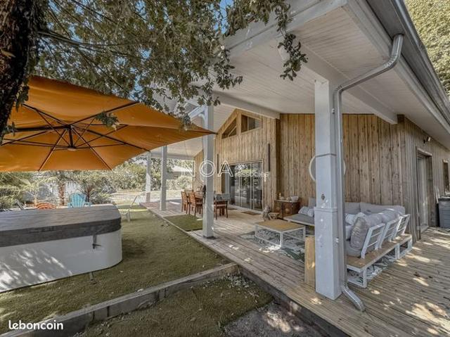 Villa 6 pièces 158 m²