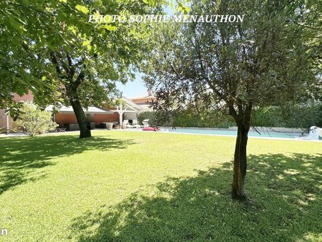 Villa 6 pièces 158 m²