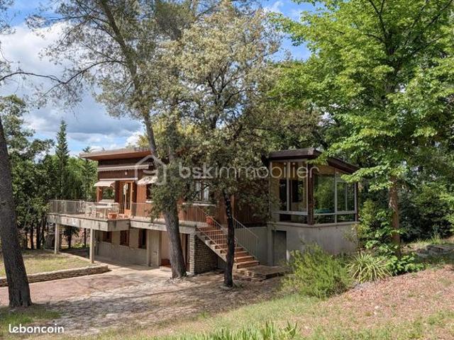 Villa 6 pièces 159 m²