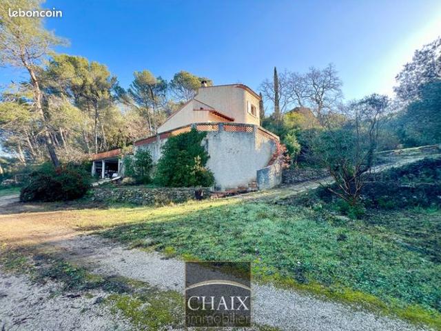 Villa 6 pièces 160 m²