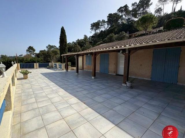 Villa 6 pièces 160 m²