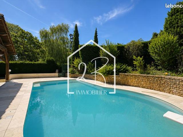 Villa 6 pièces 160 m²
