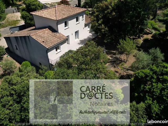 Villa 6 pièces 160 m²