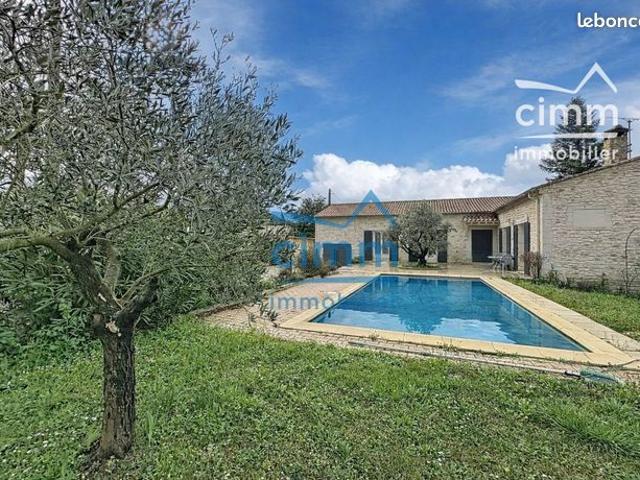 Villa 6 pièces 160 m²