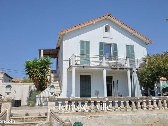 Villa 6 pièces 160 m²