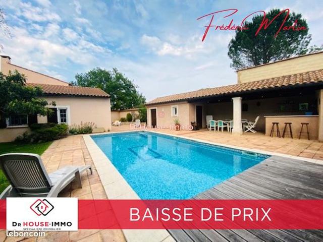 Villa 6 pièces 160 m²