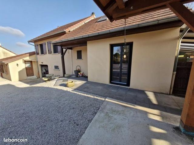 Villa 6 pièces 160 m²