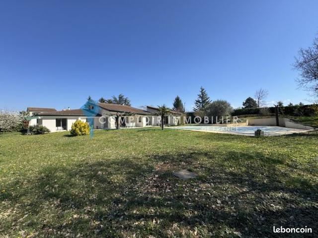 Villa 6 pièces 160 m²