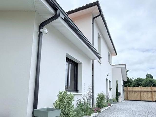 Villa 6 pièces 160 m²