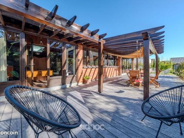 Villa 6 pièces 160 m²