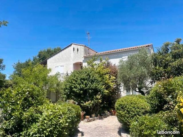 Villa 6 pièces 160 m²