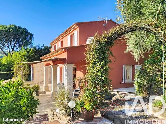 Villa 6 pièces 160 m²