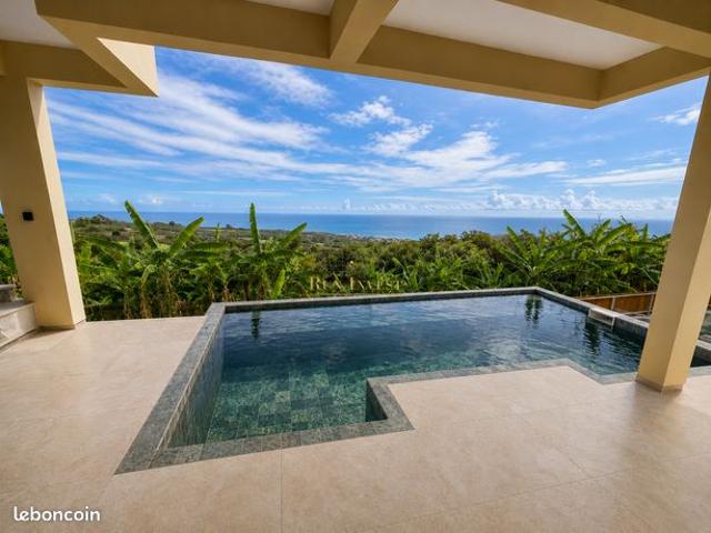 Villa 6 pièces 160 m²