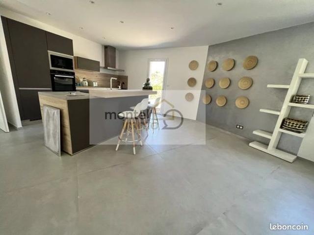 Villa 6 pièces 160 m²