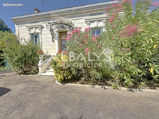Villa 6 pièces 161 m²