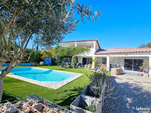Villa 6 pièces 161 m²
