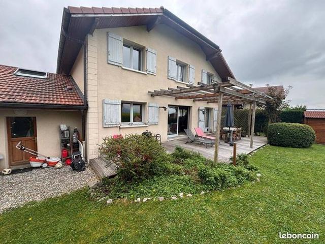 Villa 6 pièces 162 m²