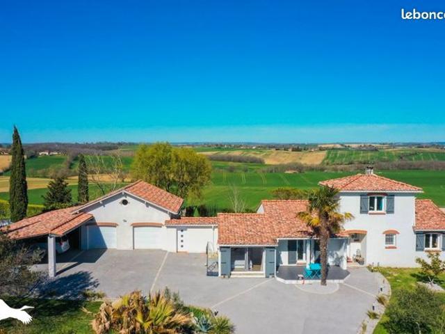 Villa 6 pièces 162 m²