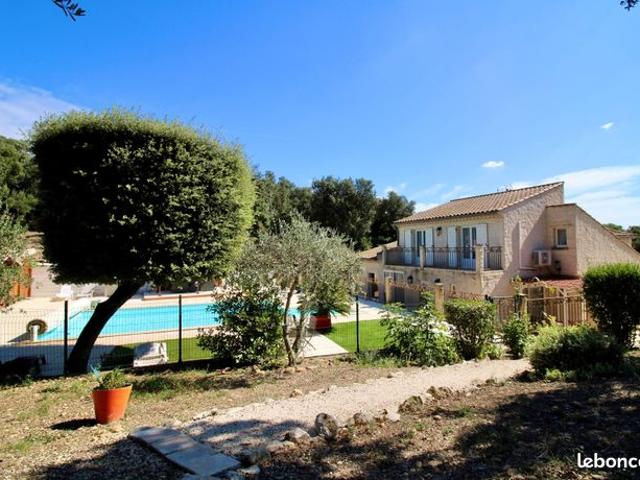 Villa 6 pièces 162 m²