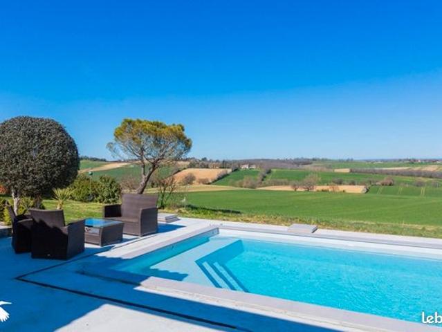 Villa 6 pièces 162 m²